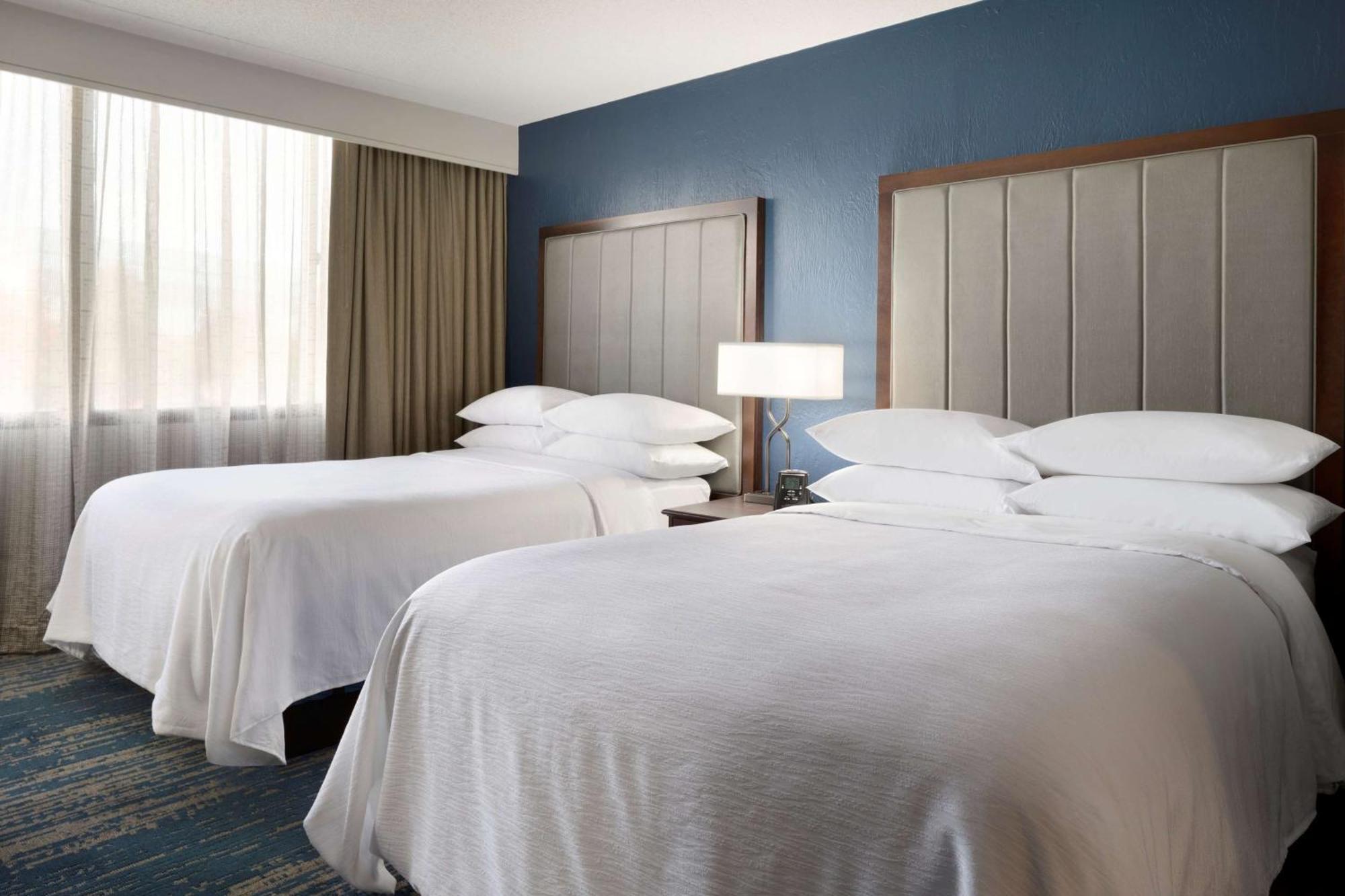 Embassy Suites By Hilton Columbus Bagian luar foto