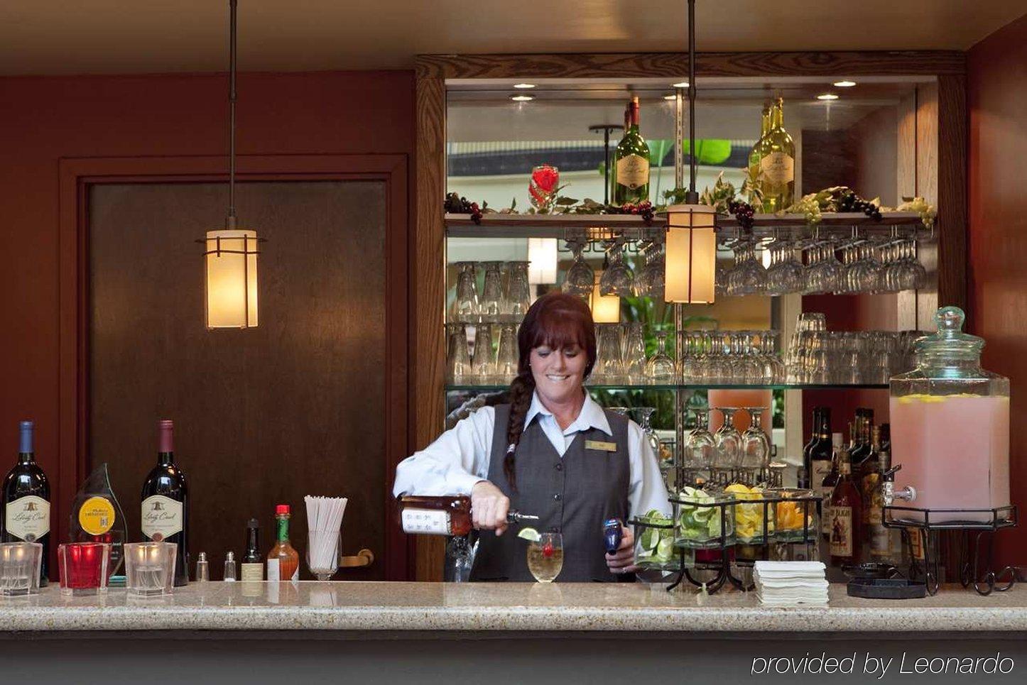Embassy Suites By Hilton Columbus Restoran foto
