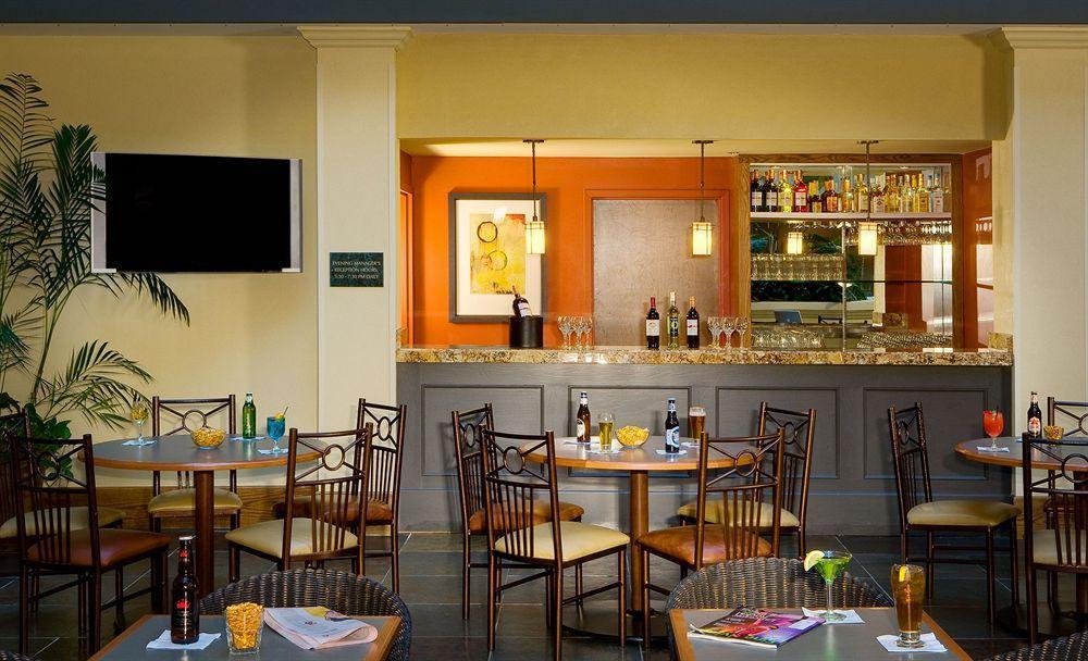 Embassy Suites By Hilton Columbus Bagian luar foto